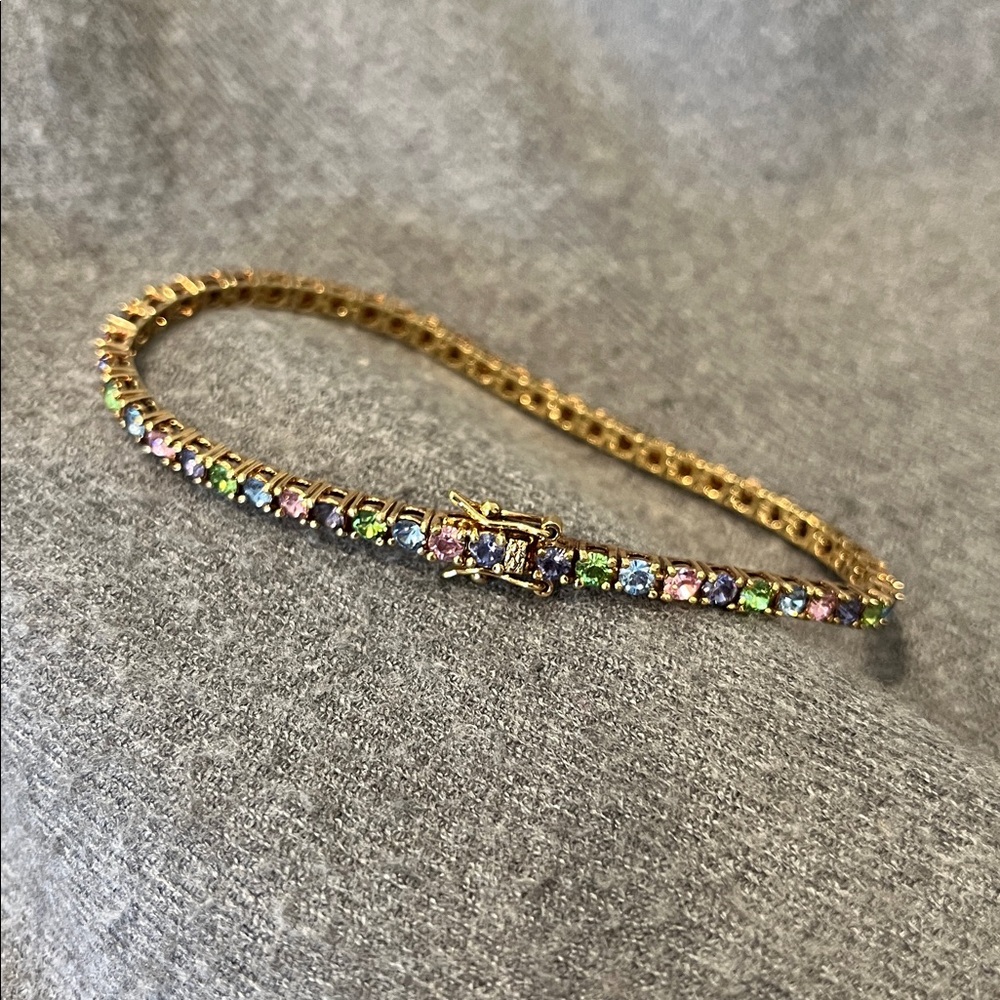 Joan Rivers Crystal Bracelet - Picture 2 of 9